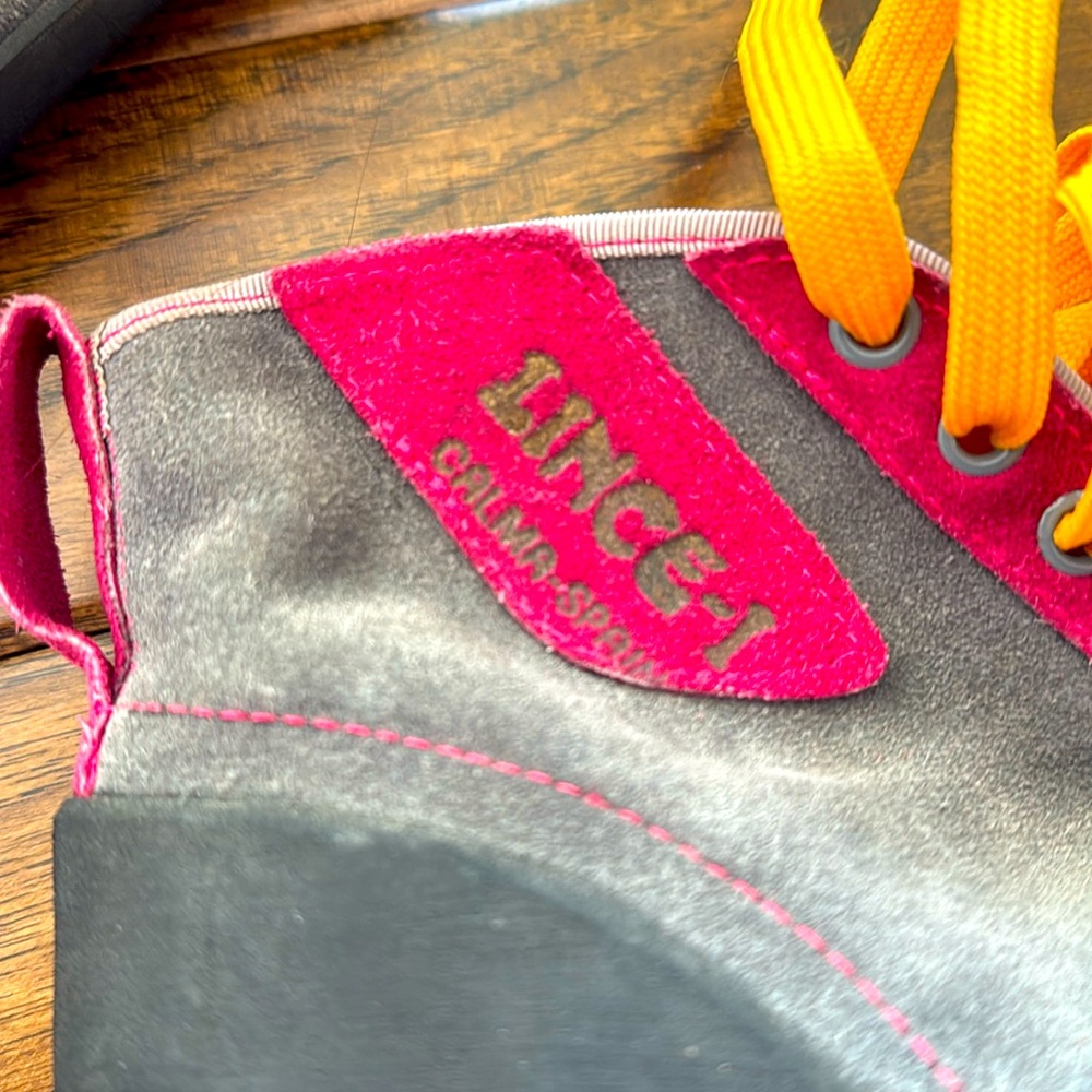 Vintage Lince-I Spain Rock Climbing Shoes size 40 / 8